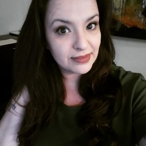 Meet your Posher, Veronica